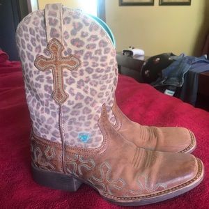 Girls Ariat Boots, Size 4, Used
